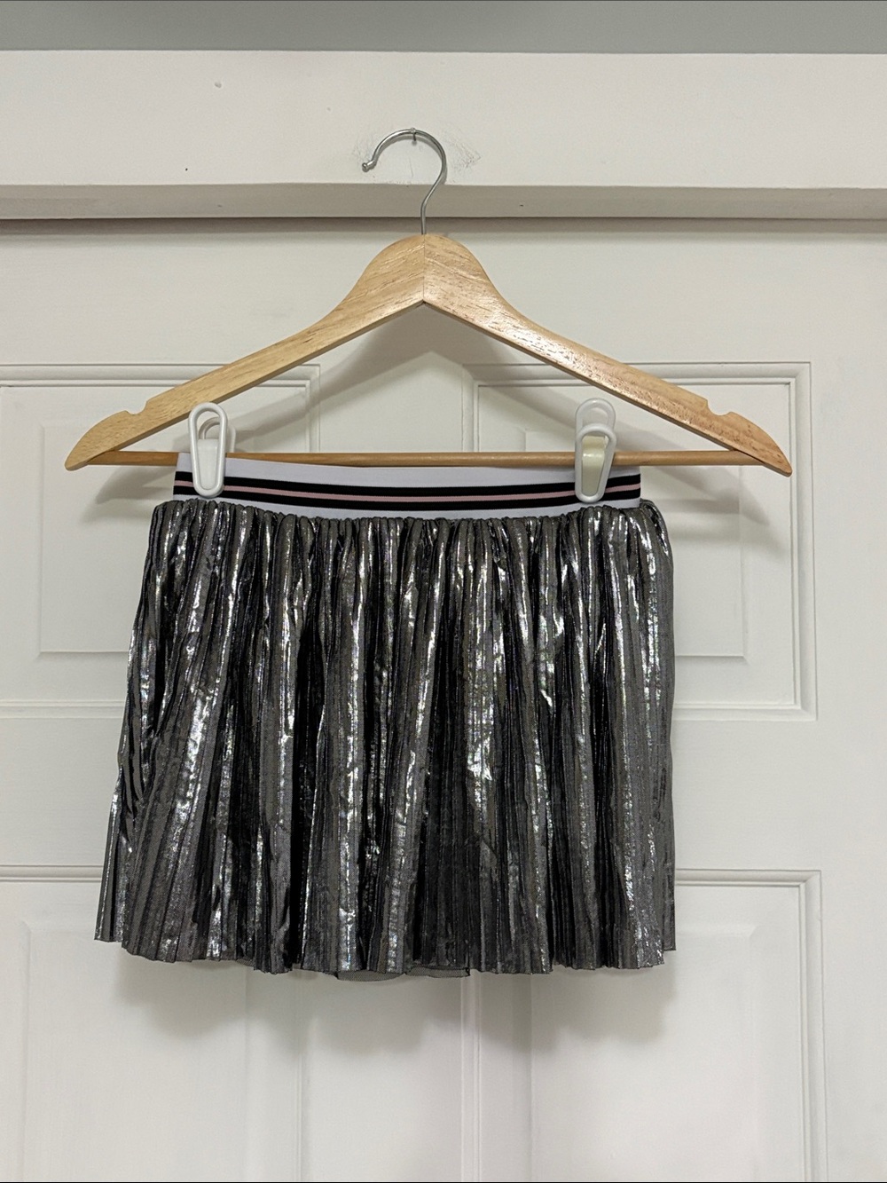 Girls' Metallic Pleated Skirt with Striped Elastic Waist